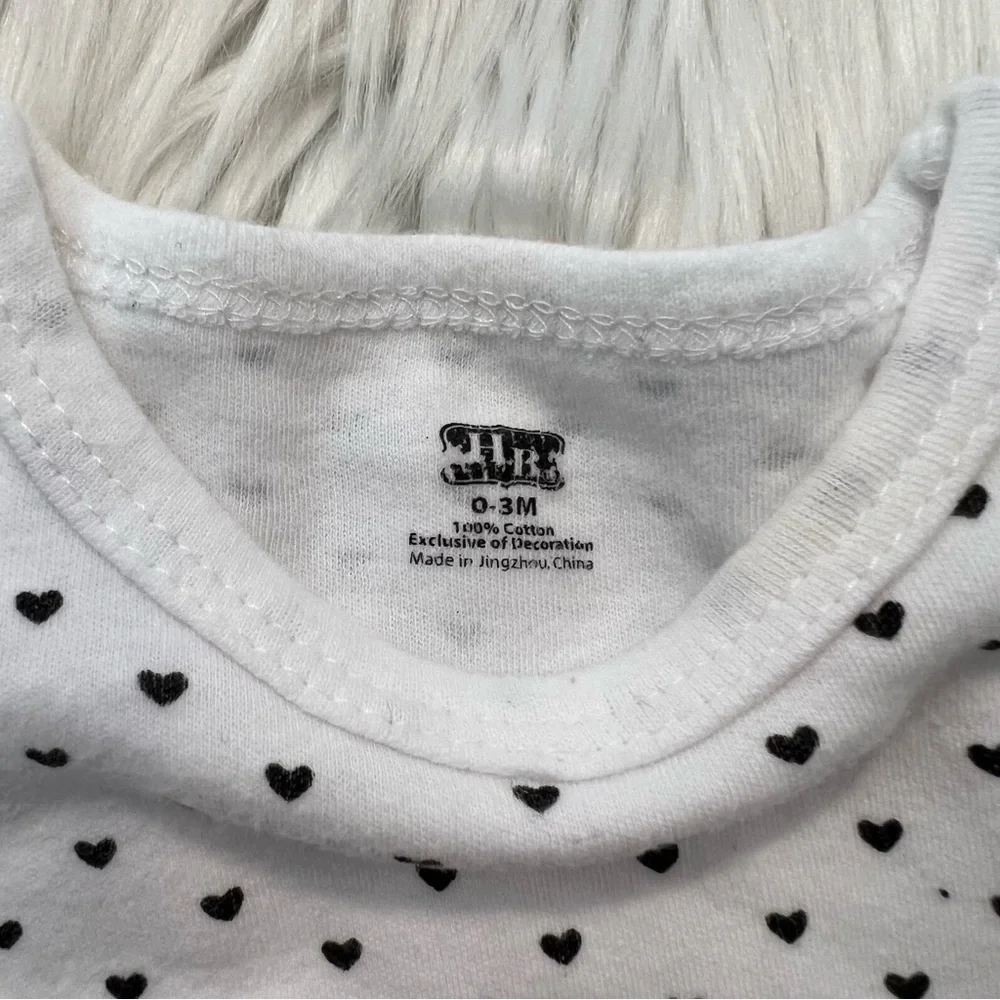 HRX Bodysuit White Black Hearts